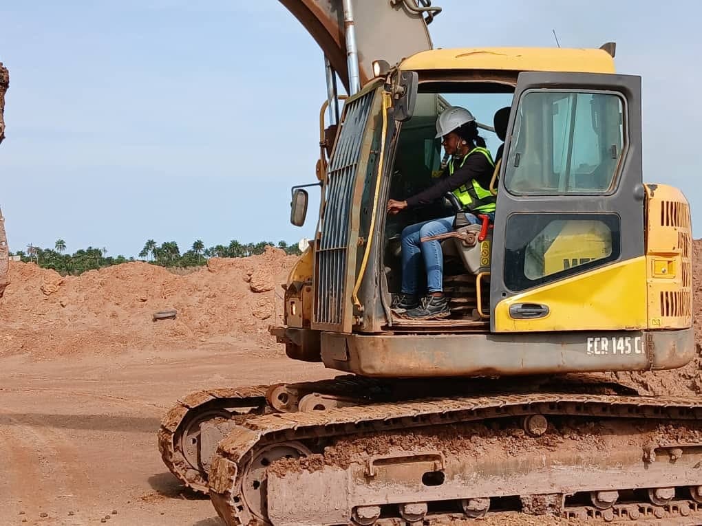 Surface mobile equipment training course set out with safety cones